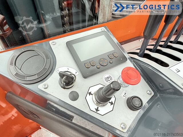 Wózek widłowy czterokierunkowy Combilift C4000 DIESEL TRIPLEX 6800 AIR CONDITION