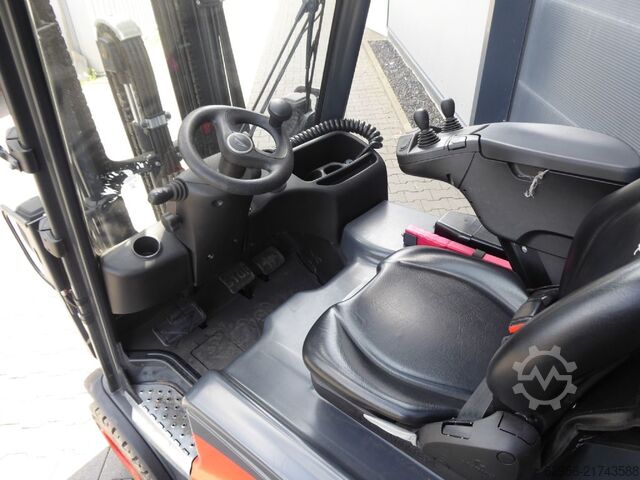 Elektro 4 Rad-Stapler Linde E20PH-02