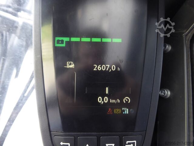 Stivuitor electric cu 4 roți Linde E30-01