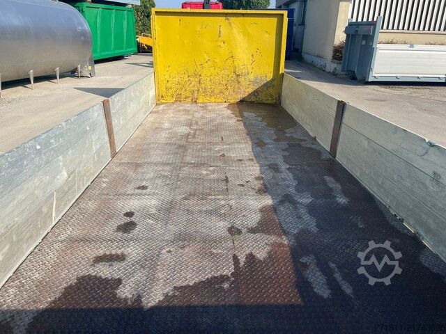 Kampós konténer  CONTAINER SCARRABILE USATO A PIANALE CON SPONDE