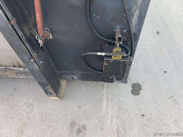 Kampós konténer  CONTAINER SCARRABILE USATO CON COPERCHIO