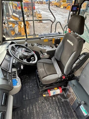 Kiepwagen Komatsu HM 400-5