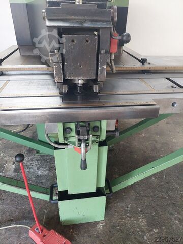 Υδραυλικό μηχάνημα διάτρησης οπών BOSCHERT KST 25-750