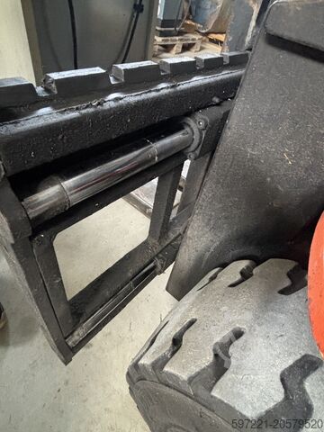 Eléctrico - 4 ruedas Toyota 8FBMT30