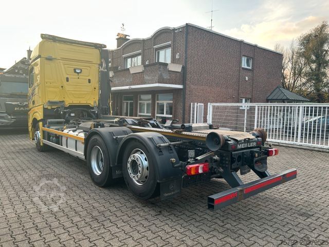 Hakowiec MERCEDES-BENZ 2545 Actros MEILLER Abroller 6x2