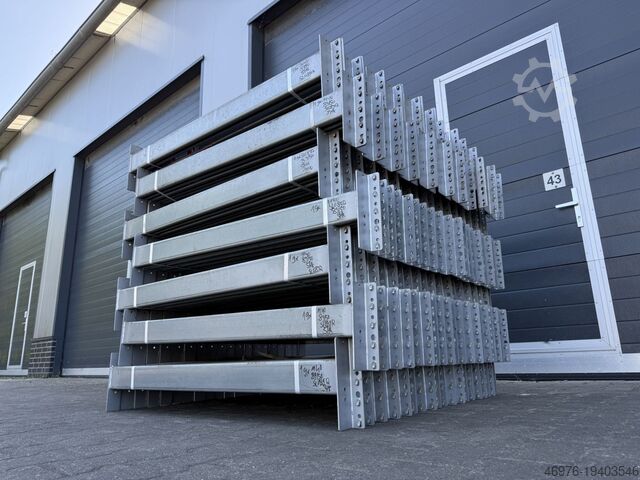Hoogbouwmagazijn Palletstelling traverse Dexion P 90 / K: 89x 50 mm / Lichte Weite: 1.140 mm