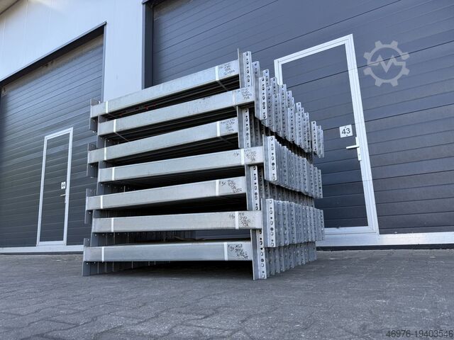 Hoogbouwmagazijn Palletstelling traverse Dexion P 90 / K: 89x 50 mm / Lichte Weite: 1.140 mm