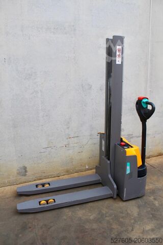 Chariot élévateur Jungheinrich EJC M10 154 E LI-ION