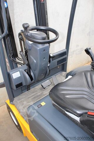 Chariot élévateur à fourche Jungheinrich EFG 115 300 ZZ