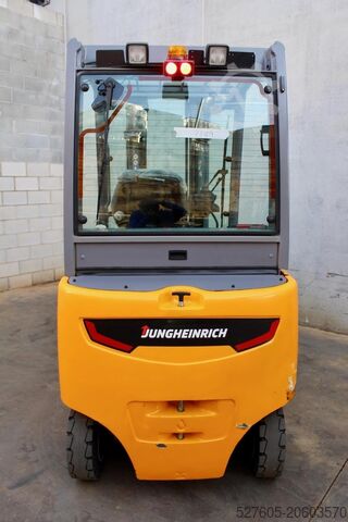 Chariot élévateur à fourche Jungheinrich EFG 425k 500 DZ