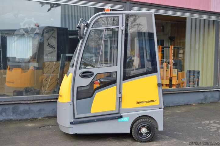 Tractor Jungheinrich EZS 570