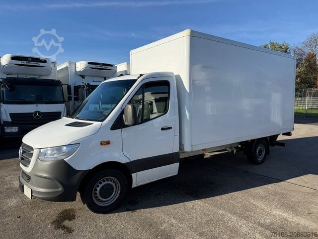 Skåpbil MERCEDES-BENZ SPRINTER 316 CDI Koffer 4,40 m LBW 0,75 T*KLIMA