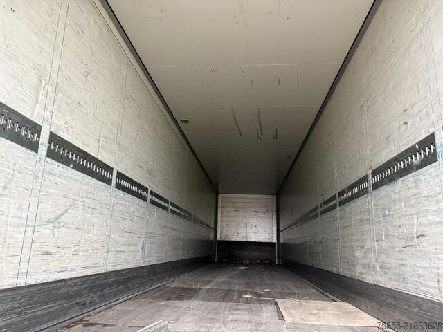 Kufr Schmitz SKO 24 3-Axle Box / SAF Axles / Discbrakes / Li...