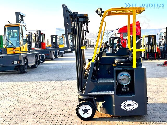 Empilhador de 4 vias Combilift C3000CB / LPG / TRIPLEX - 4900MM / LPG