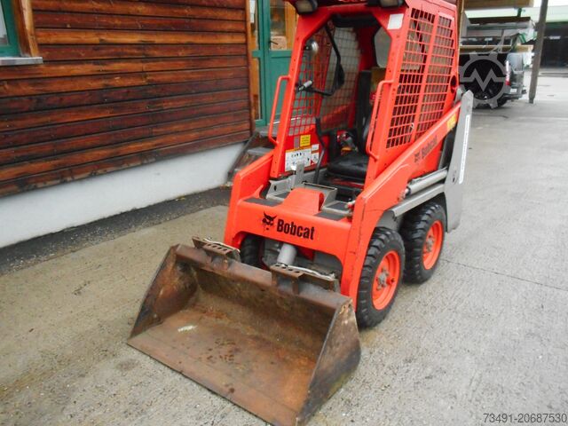Minipala Bobcat S70 ( 1.228kg ) REIFEN NEU