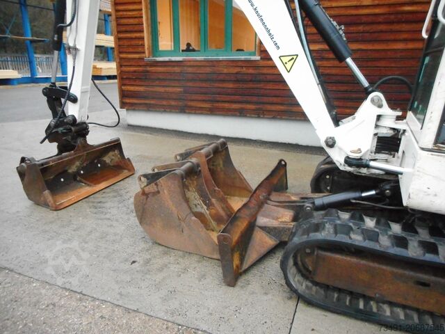 Mini excavator Schaeff HR18 ( 4.680kg )