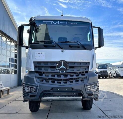 Avfallsbil Mercedes-Benz Arocs 4140 K 8x4/4 Meiller Tipper