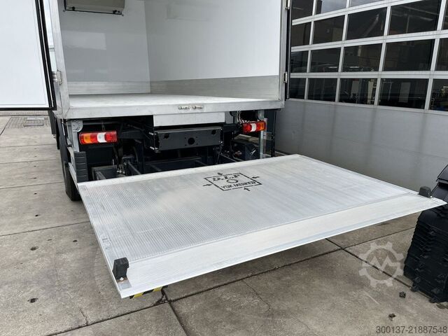 Hűtött/fagyasztott szállítás Mercedes-Benz Atego 1725 4x4 Refrigerator Truck