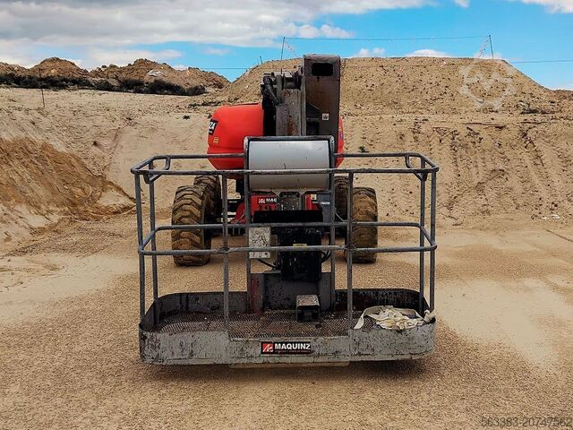 Knikarmhoogwerker Manitou 160ATJ