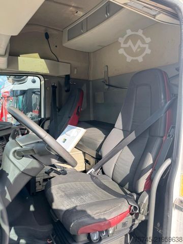 Standard dragbil VOLVO FH 460 * STANDKLIMA * GLOBETROTTER *