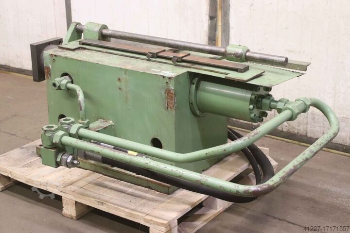 Hydraulische pers 40 ton MAE Hub 710 mm
