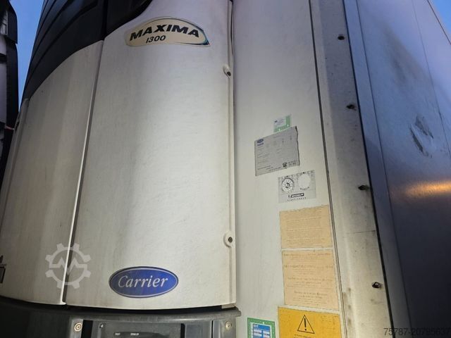 Reefer semitrailer SCHMITZ CARGOBULL City Tiefkühler, 2. Achs drehbar, 3 to Ladebordw