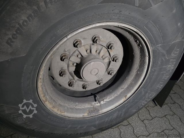 Reefer semitrailer SCHMITZ CARGOBULL City Tiefkühler, 2. Achs drehbar, 3 to Ladebordw