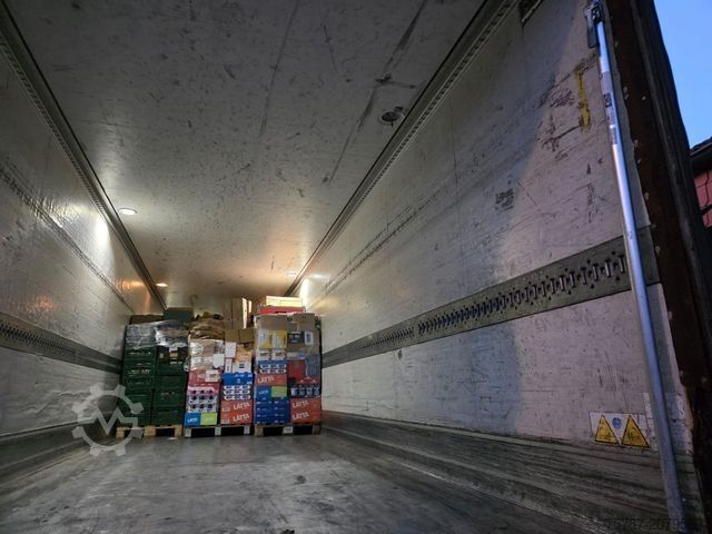 Reefer semitrailer SCHMITZ CARGOBULL City Tiefkühler, 2. Achs drehbar, 3 to Ladebordw