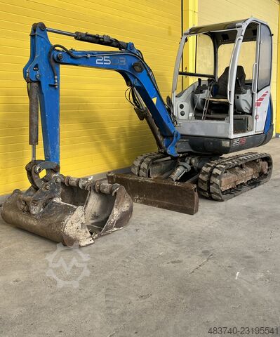 Mini-pelle Wacker Neuson 2503 RD