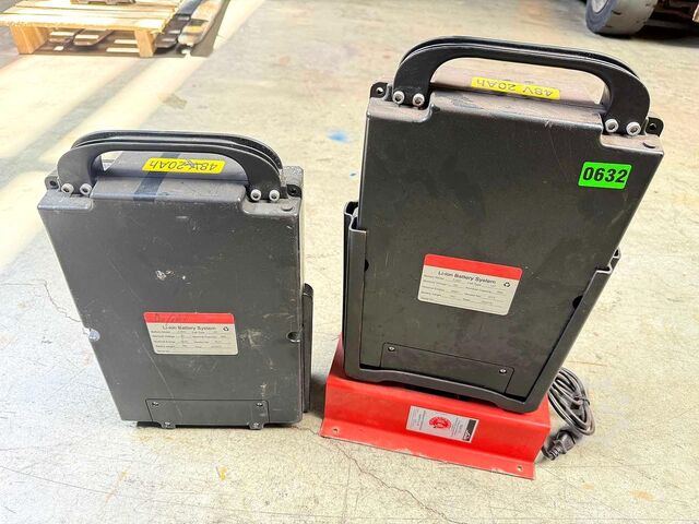 2x Akü + Şarj Cihazı 2022 Linde MT12 MT15 Linde 48V