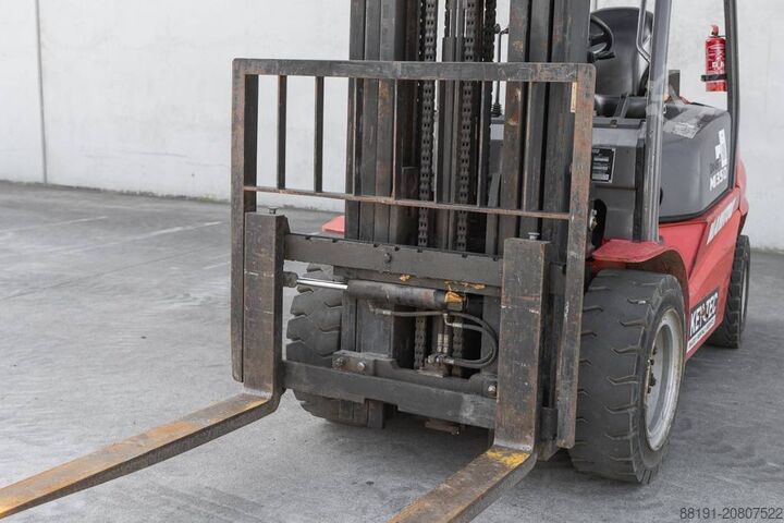 Wózek widłowy Manitou MI 35 D