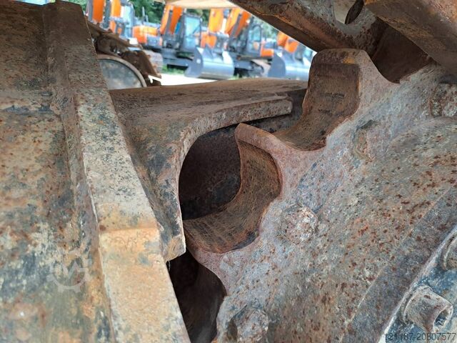 ερπυστριοφόρος εκσκαφέας CAT 320 NG