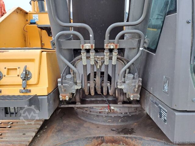 ερπυστριοφόρος εκσκαφέας Volvo EC 220 EL (New Undercarriage)