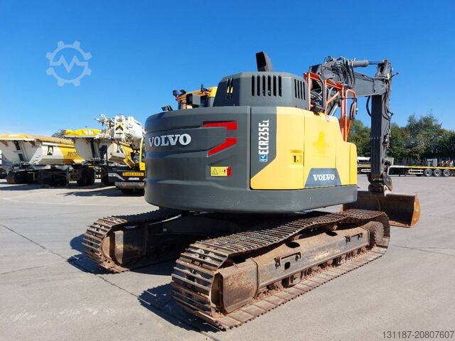 ερπυστριοφόρος εκσκαφέας Volvo ECR 235 EL
