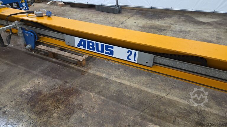 Grúa giratoria Abus 2.000 KG x 5300 mm