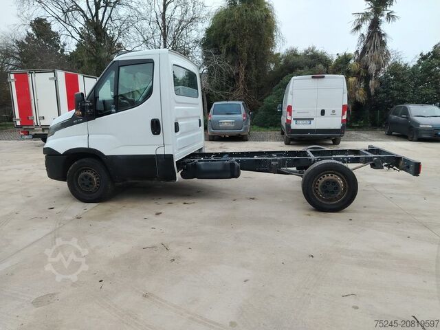Kassevognchassis Iveco DAILY 35S 13 2.3 MJT