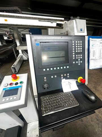 Lyukasztó- és rágógép TRUMPF TruPunch 5000 S10