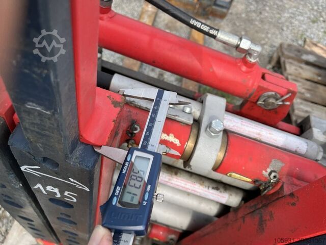 Multi-pallet handler 2/1 profile type Durwen DPK34C-SP