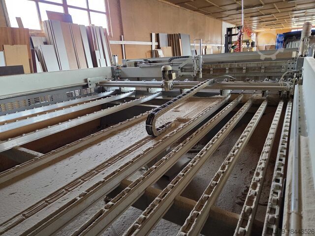 Panelová pila BIESSE Selco EB75