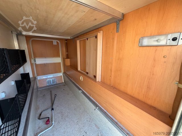 Integrated camper HYMER/ERIBA B C504