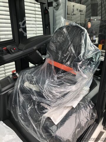 Diesel Forklifts Bobcat D25S-9 Dieselstapler Neugerät, super Finanzierung möglich (res. CP)