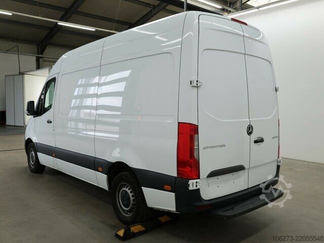Varevogn Mercedes-Benz Sprinter 317 CDI,L2H2,Automatik,Kamera