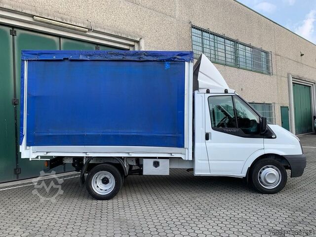 Plachtová dodávka Ford Transit 350 Gemellato - Centinato con Telo