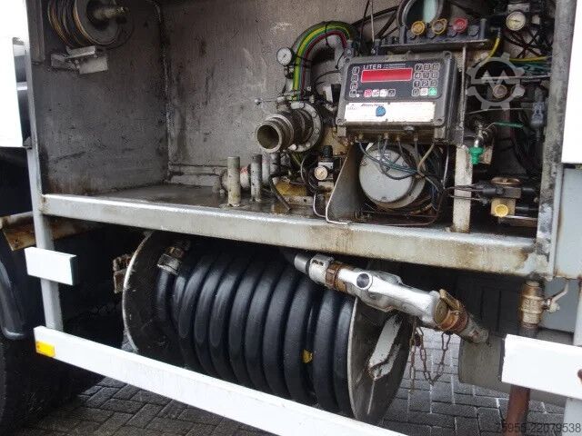 Δεξαμενόπλοιο Mercedes-Benz SK 1722 FUELTANKTRUCK 13750 L STEELSPRINGS