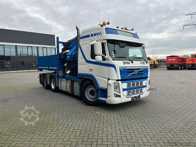 Vrachtwagen met kraan Volvo FM 420 6x2 Trekker/Bakwagen HMF 4720 + Flyjib ,...