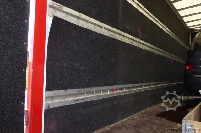 Van Mercedes-Benz 818 L