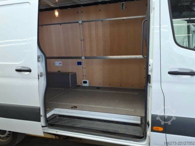 Furgon Mercedes-Benz Sprinter 317 CDI,L2H2,Automatik,Kamera,Navi