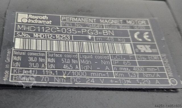 Servo motor 13,3 kW Motor de ímanes permanentes Rexroth Indramat MHD112C-035-PG3-BN