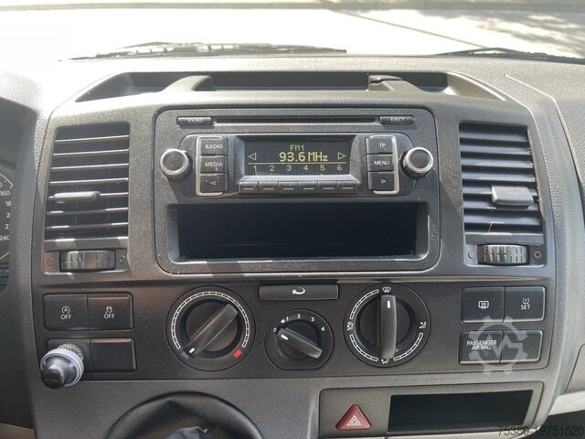 Panelová dodávka Volkswagen T5 Transporter 2.0 TDI 84kW BMT 1.Hand*HU/AU 08.27