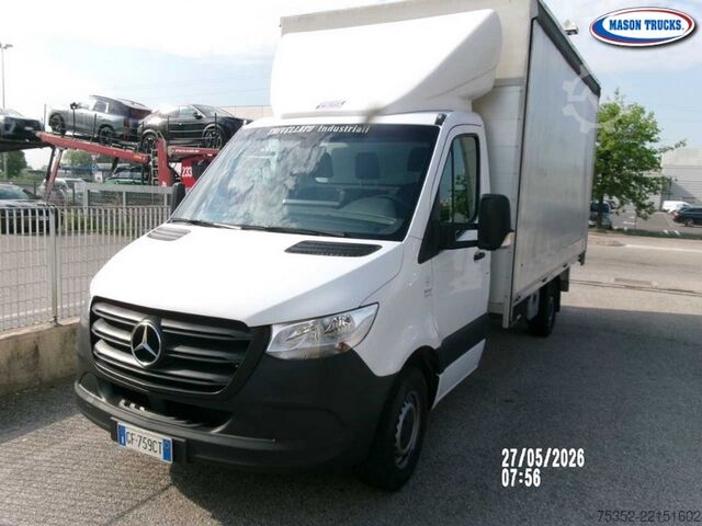 Ponyvával szerelt furgon Mercedes-Benz Sprinter 316 CDI